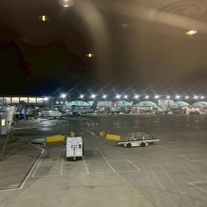Chicago airport stay overnight (never again please) -2