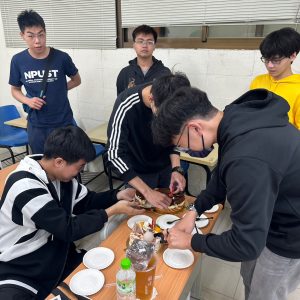 LINE_ALBUM_祝老師生日快樂！_230425_6